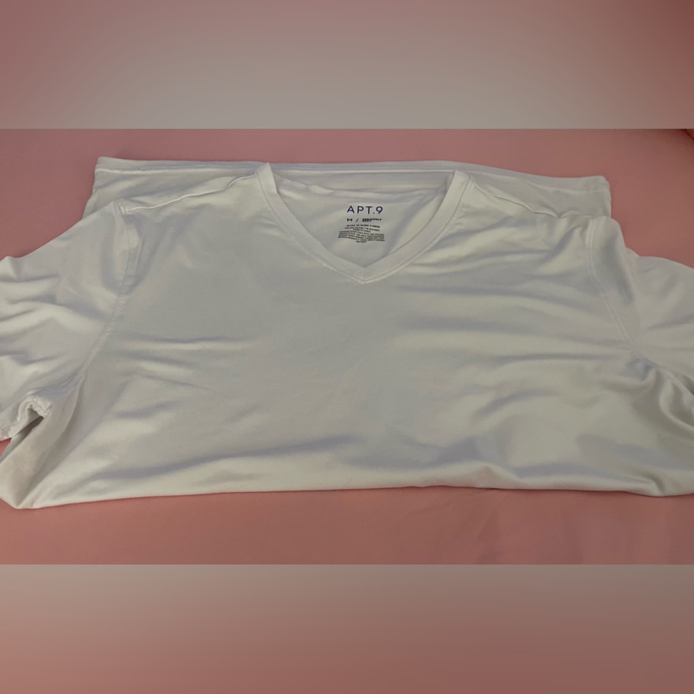 Apt. 9 Women's White V-Neck Top
